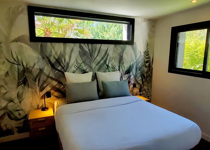 Brand New Surf Lodge At The End Of Golf, Classe 5 Etoiles