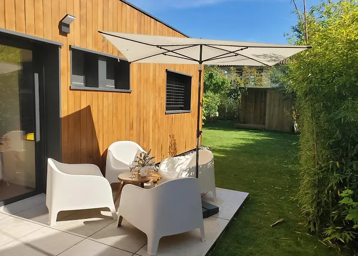 Brand New Tiny House At The End Of Golf, Classe 5 Etoiles